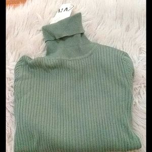 Green Ribbed turtleneck woman zara